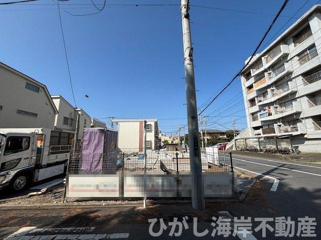 茅ヶ崎市浜須賀　新築戸建　全２棟の外観|9月18日撮影　建築中　現地外観