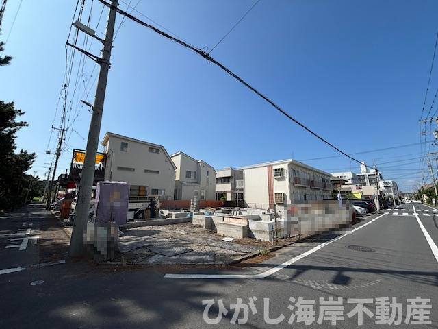 茅ヶ崎市浜須賀　新築戸建　全２棟の外観|9月18日撮影　建築中　現地外観