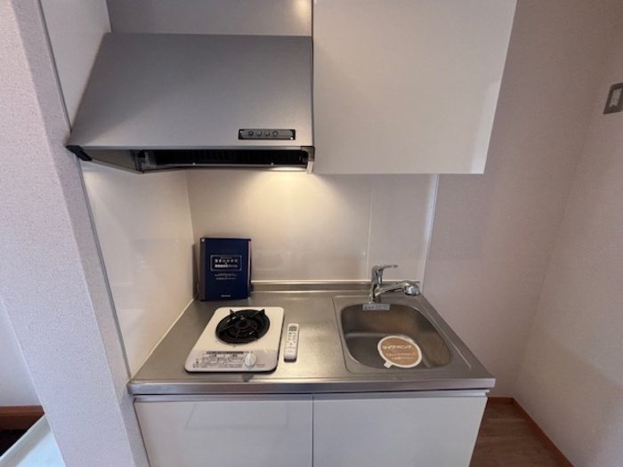 マーサ・ジュネスのキッチン|１口コンロ付きのキッチンです♪