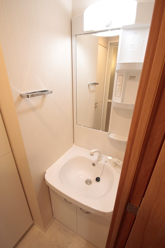 N-stage鶴見の独立洗面台