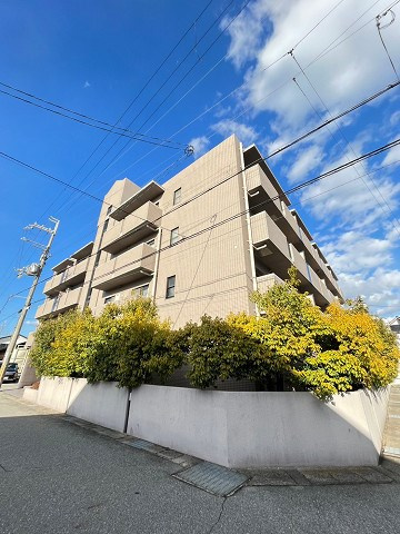 グレイスコート直井の外観