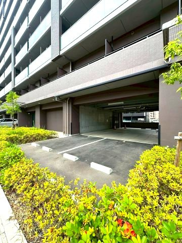 ラフィシア上前津　名古屋市賃貸　仲介手数料無料の駐車場