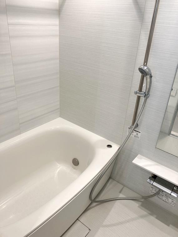 インプレストコア神楽坂の浴室