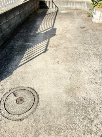 戸塚町戸建の駐車場