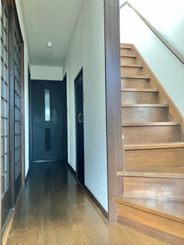 戸塚町戸建のロビー