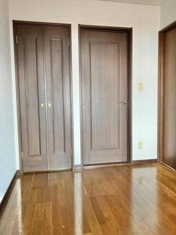 戸塚町戸建の寝室