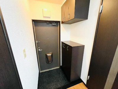 【玄関】 | アメニティ市原 | 玄関