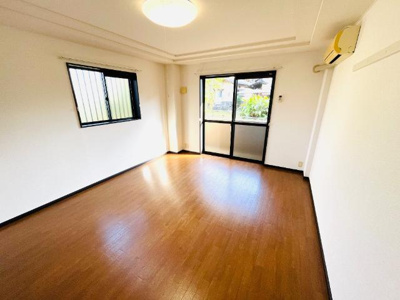 【内装】 | アメニティ市原 | 洋室