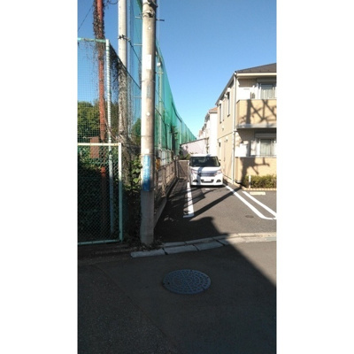 【外観】 | ハーモニーコート駐車場