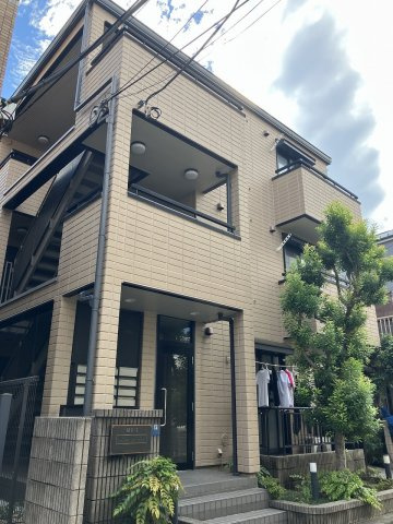 メゾンジュネス