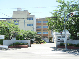 久喜市立久喜中学校まで1200ｍ