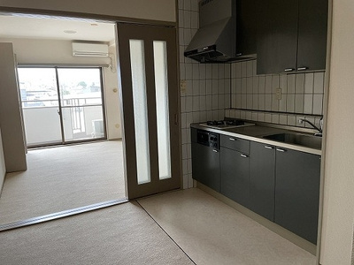 【居間・リビング】 | ライオンズマンション福島野田町 | ダイニングキッチン（前回募集時／２０２１年６月撮影）