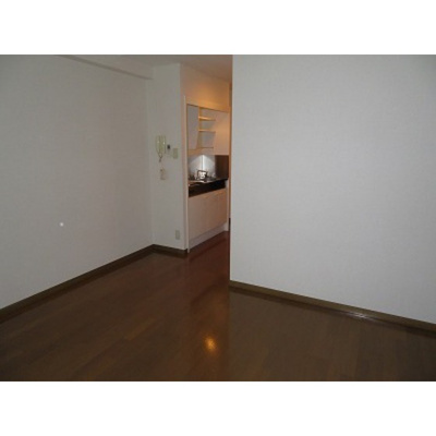 【居間・リビング】 | ラ・フロレスタ壱番館 | 洋室