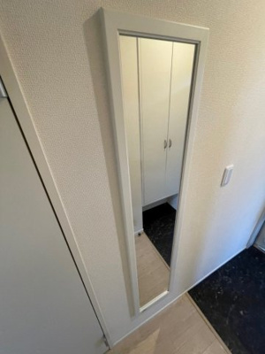 【その他】 | ミランダエアフォルク | 姿見