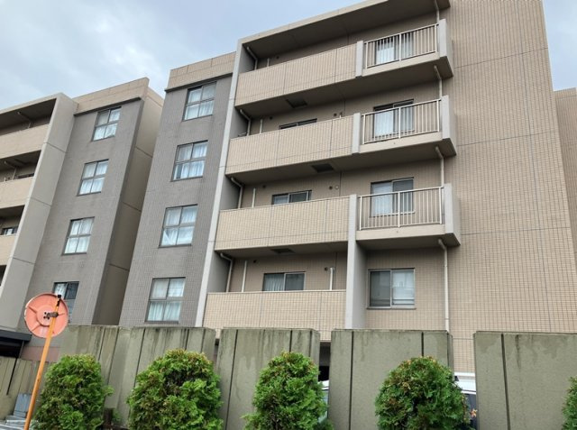 クレッセント多摩川Ⅱの外観