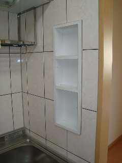 フラワーハウスのキッチン|キッチン戸棚