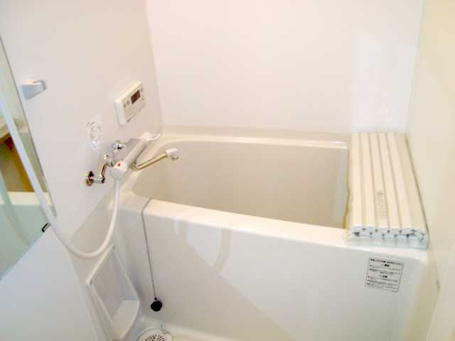 フラワーハウスの浴室|バス