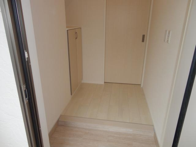 エマーソン上星川の玄関|玄関