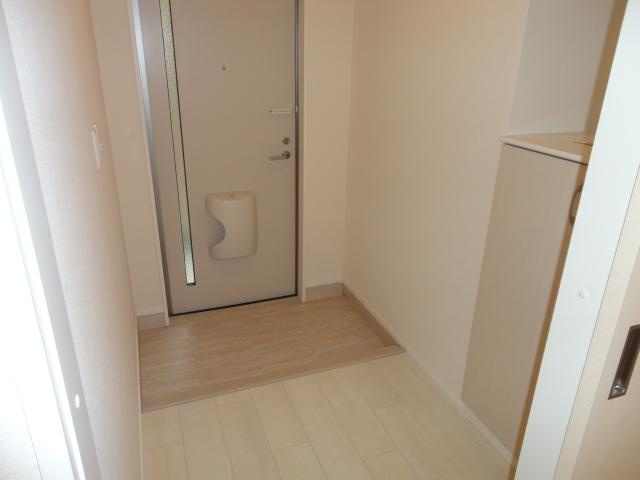 エマーソン上星川の玄関|玄関