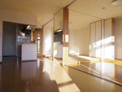 ※照明は設備ではありません。