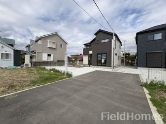 小田原市飯田岡新築戸建て　6期2号棟の前面道路含む現地写真|前面道路含む現地写真です。