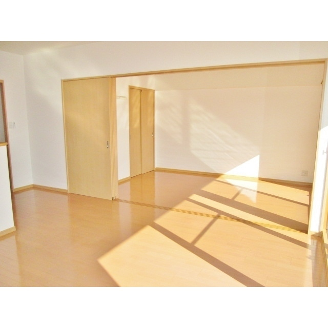 ラ・ポーゼ・ロワイヤルの居間・リビング