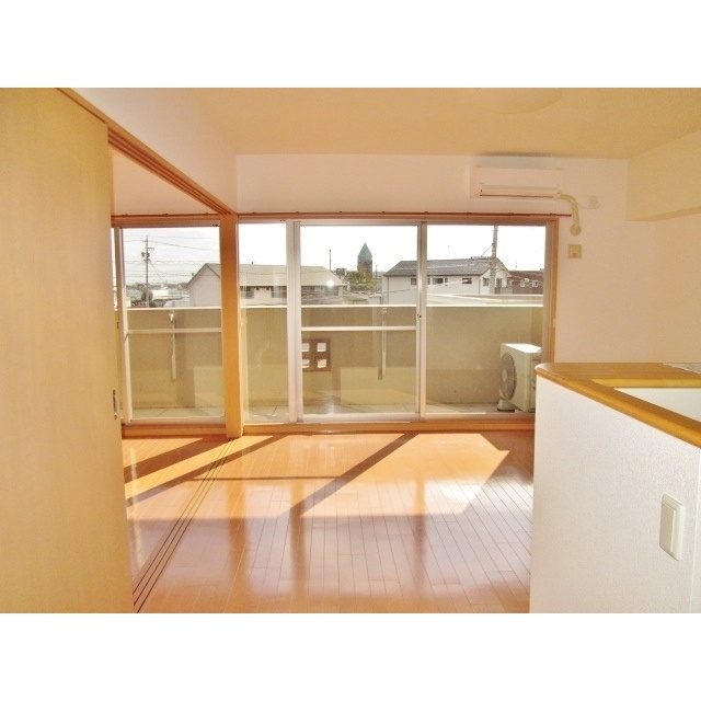 ラ・ポーゼ・ロワイヤルの居間・リビング