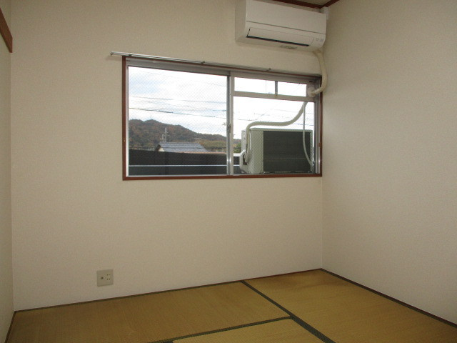 サンドミールの寝室