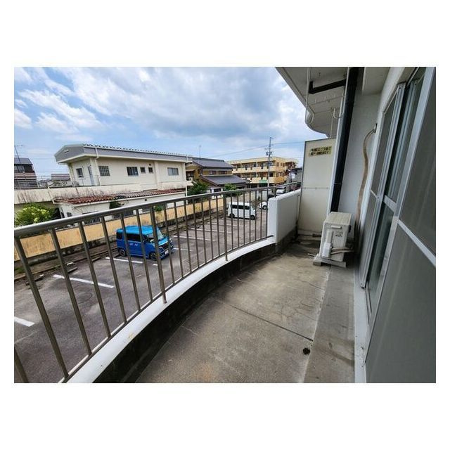 羽島郡笠松町北及のアパートのバルコニー
