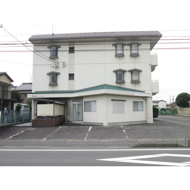 羽島郡笠松町北及のアパートの外観