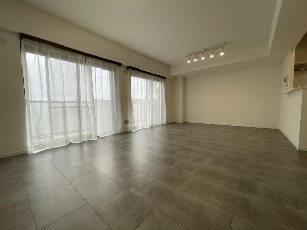 グランパーク深沢の居間・リビング