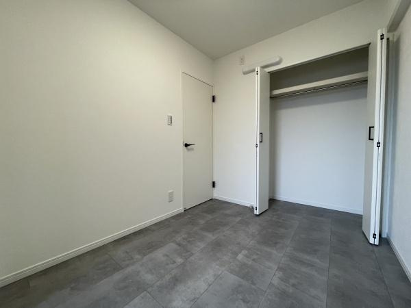 【洋室】 | グランパーク深沢