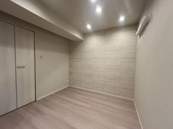 【洋室】 | クレッセント溝の口 | 居室に収納スペースあります