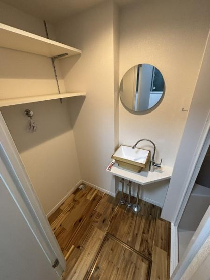 【洗面所】 | カーサエウレカ | 写真は入居前の過去のものです。