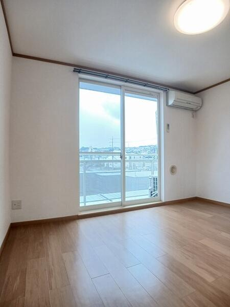 チェリーコート５の居間・リビング