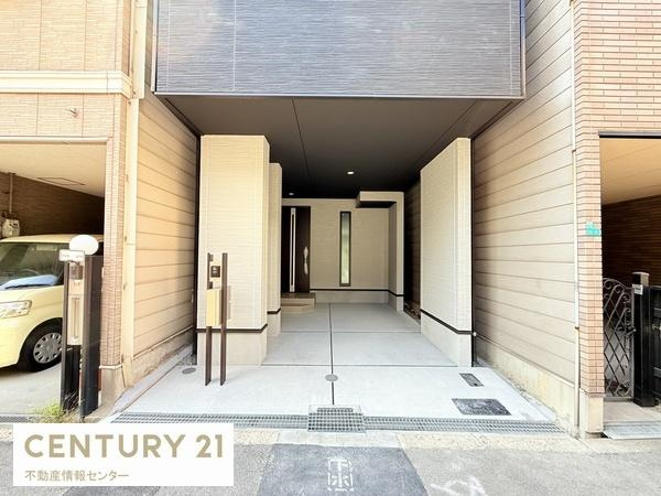 【駐車場】 | 御崎１丁目　新築戸建 | 駐車場のお写真、奥行きがしっかりとあります！