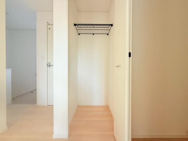 岩出市南大池第2-1号棟　新築戸建の収納