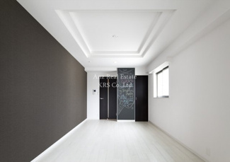 【居間・リビング】 | レオンコンフォート南堀江 | 2面採光の広々LDKです！11帖あります！