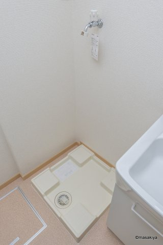 ガーデンハウス朝日山　Eの洗面所