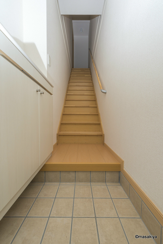 ガーデンハウス朝日山　Eの玄関|玄関