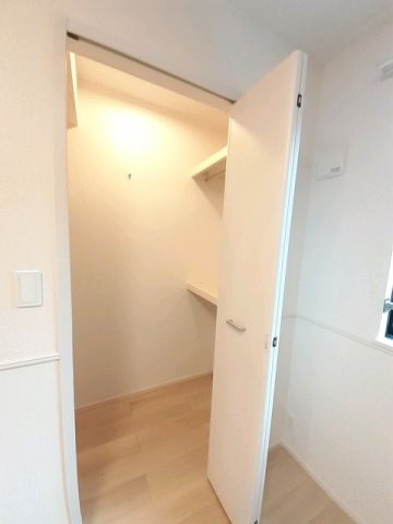 ラヴィ　Ⅰの収納