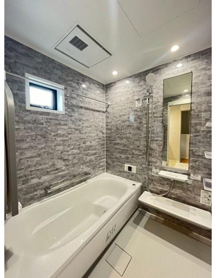 【浴室】 | 東久留市滝山 | 浴室換気乾燥機は梅雨の時期等、なかなか乾かない洗濯物を干すのに役立ちます！