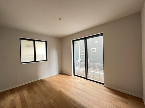 東久留市滝山の洋室|全居室2面採光で明るいお部屋♪使い勝手のよい全居室6帖以上