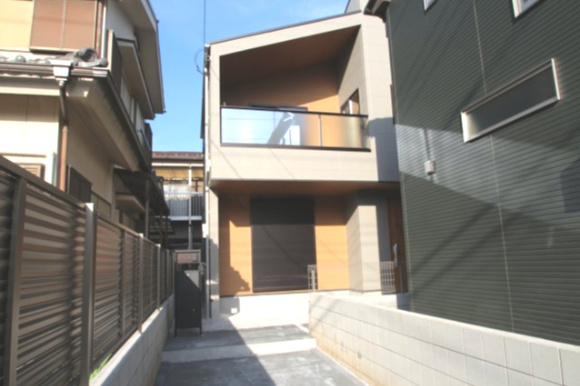 東久留市滝山の外観|西武池袋線「清瀬」駅バス13分前沢四丁目歩7分