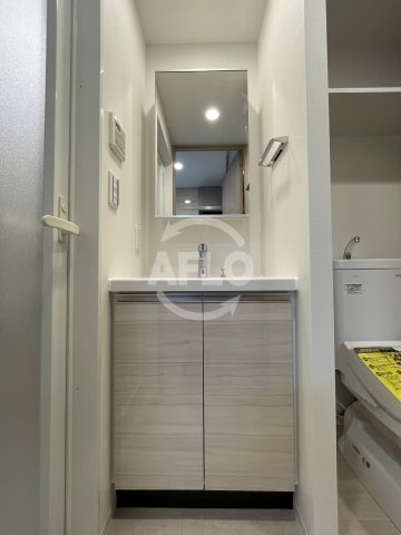 コンフォリア・リヴ北久宝寺Qの独立洗面台|コンフォリア・リヴ北久宝寺Q　独立洗面台