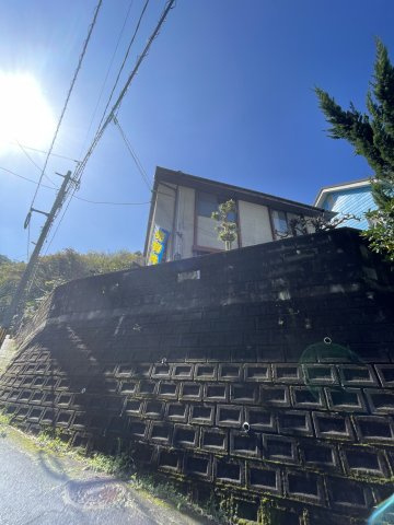 牛田新町3丁目　土地（古家あり）の外観|現地は建物がありますので、新築を建てたときのサイズ感を感じていただけます。