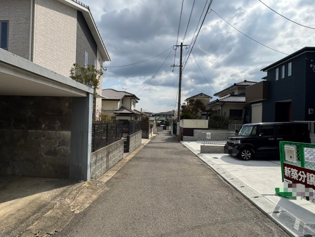 SUN COURTーサンコート－小倉南区沼緑町3丁目【小倉南区　新築戸建て】の前面道路含む現地写真|現地撮影　2026,3,11