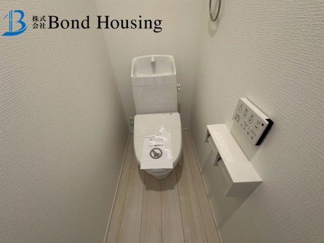 「明るいリビング」「収納充実」　垂水区霞ヶ丘　1号棟のキッチン