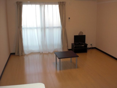 【居間・リビング】 | レオネクストカロータ | ゆったりとした居間です