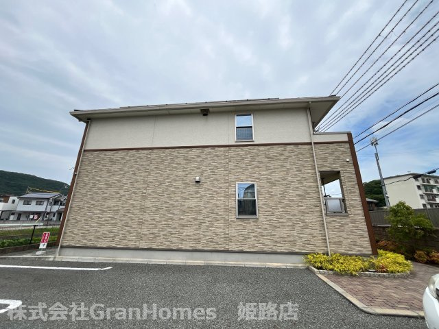 サンファースト　勝原の外観